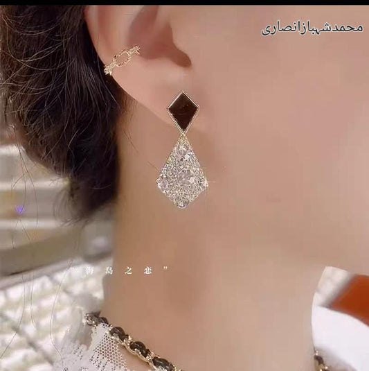 Luxury Crystal Drop Earrings for Women – Statement Jewelry 2025