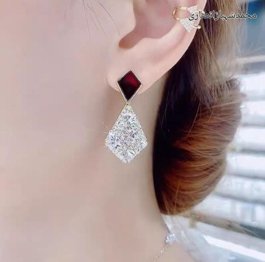 Luxury Crystal Drop Earrings for Women – Statement Jewelry 2025