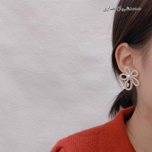 Elegant Pearl Flower Stud Earrings for Women - Handmade Beaded Floral Design