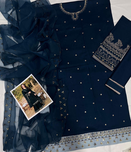 Coco 1085 – Embroidered Lawn Airjet 3PC Suit with Organza Dupatta | Summer Collection 2025